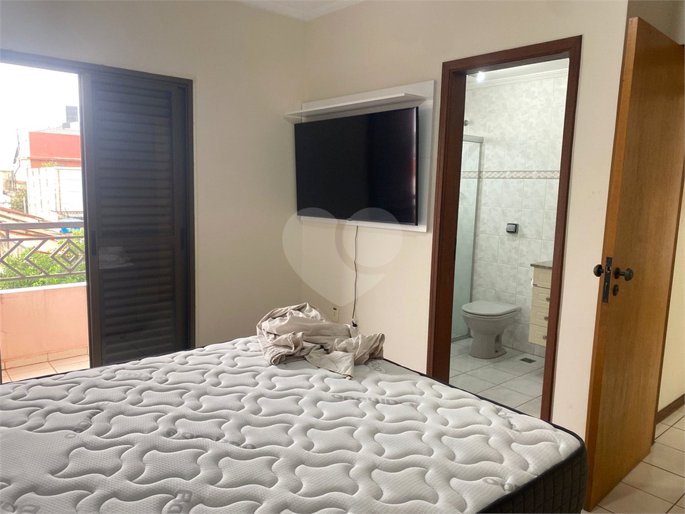 Apartamento à venda com 2 quartos, sendo 1 suíte, em Jardim Simus, Sorocaba, SP