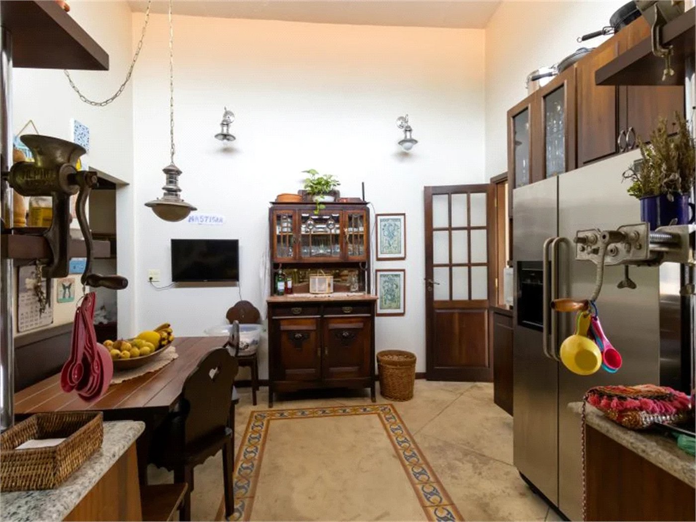 Casa à venda ou para alugar com 4 quartos, sendo 3 suítes, em Lapa, São Paulo, SP