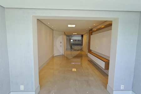 Apartamento à venda com 3 quartos, sendo 1 suíte, em Vila Leopoldina, São Paulo, SP