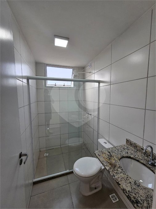 Apartamento para alugar com 2 quartos, sendo 1 suíte, em Nova São Pedro, São Pedro da Aldeia, RJ