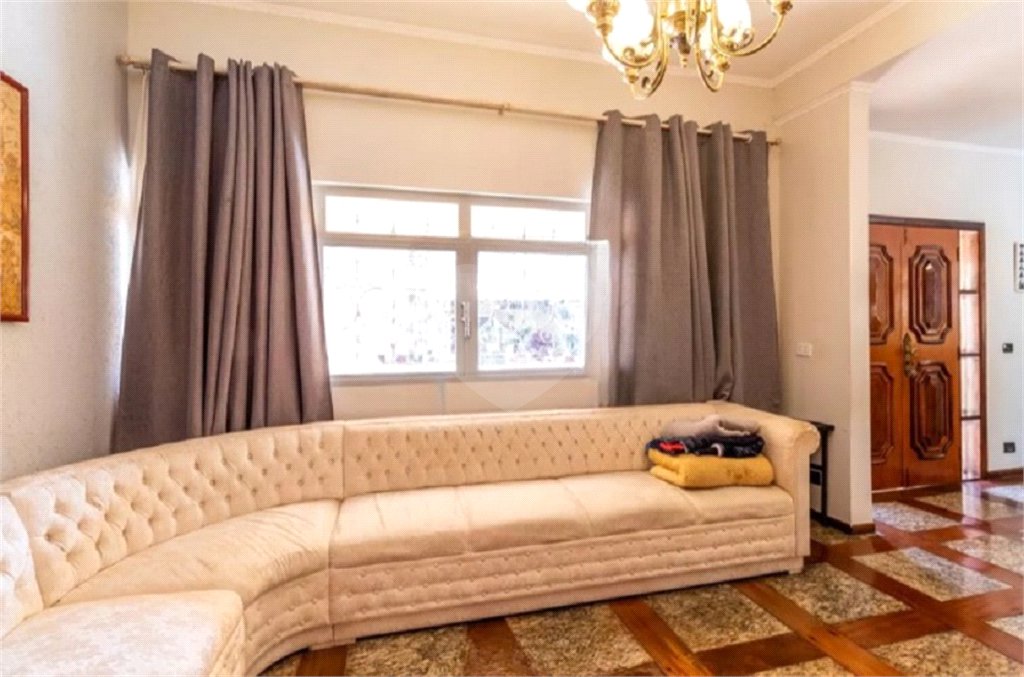 Sobrado à venda com 5 quartos, sendo 4 suítes, em Vila Galvão, Guarulhos, SP