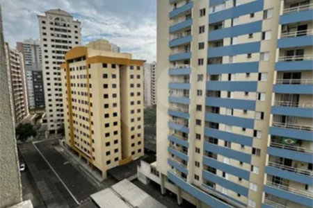 Apartamento à venda com 3 quartos, sendo 1 suíte, em Parque Residencial Aquarius, São José dos Campos, SP