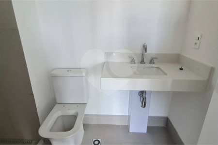 Apartamento à venda com 2 quartos, sendo 1 suíte,  em Pinheiros, São Paulo, SP