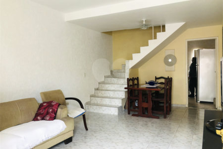 Sobrado à venda com 2 quartos em Vila Paulicéia, São Paulo, SP
