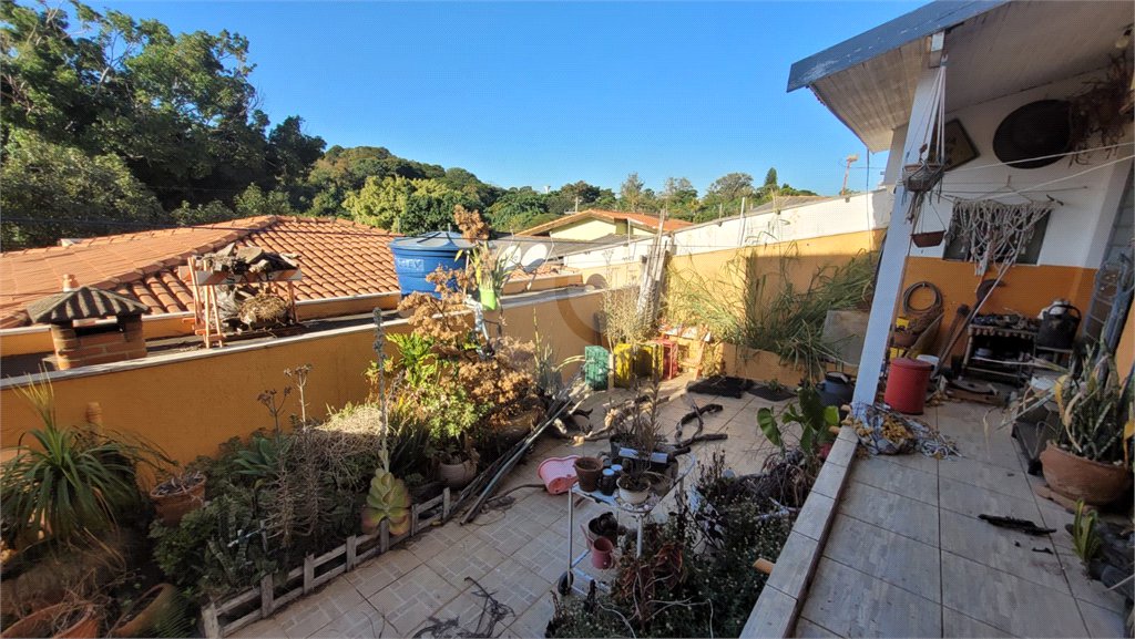 Casa à venda com 5 quartos, sendo 1 suíte, em Vila Hortência, Sorocaba, SP