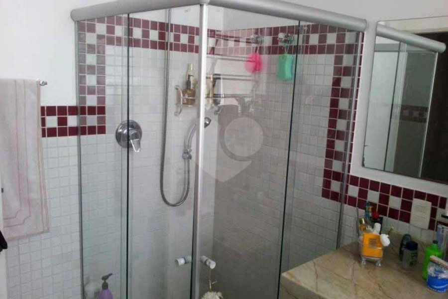 Apartamento à venda com 3 quartos, sendo 1 suíte,  em Bela Vista, São Paulo, SP