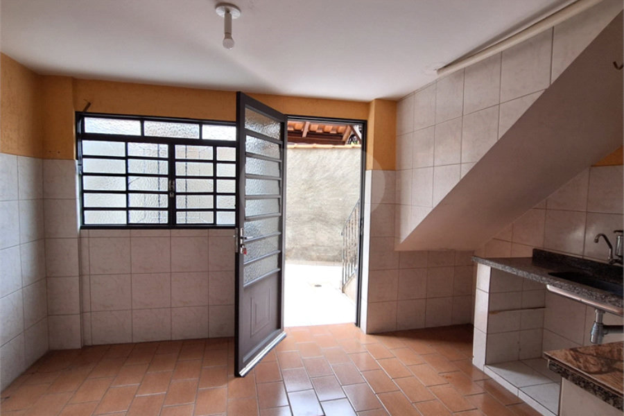 Sobrado à venda com 2 quartos em Santana, São Paulo, SP