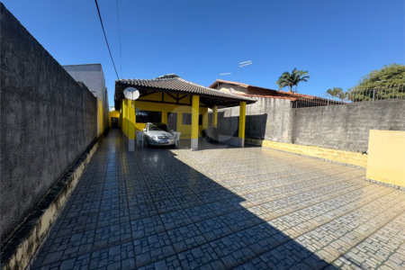 Casa à venda com 3 quartos, sendo 1 suíte, em Jardim Casa Branca, Suzano, SP