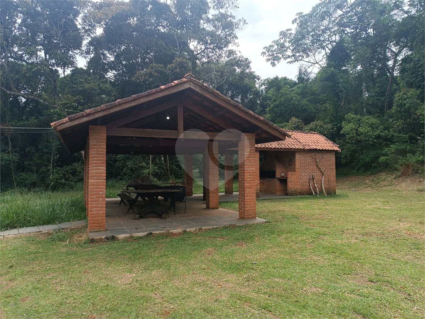 Sítio à venda com 6 quartos, sendo 5 suítes,  em Alto da Serra (mailasqui), São Roque, SP