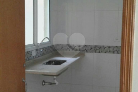 Casa à venda com 3 quartos, sendo 1 suíte,  em Vila Nivi, São Paulo, SP