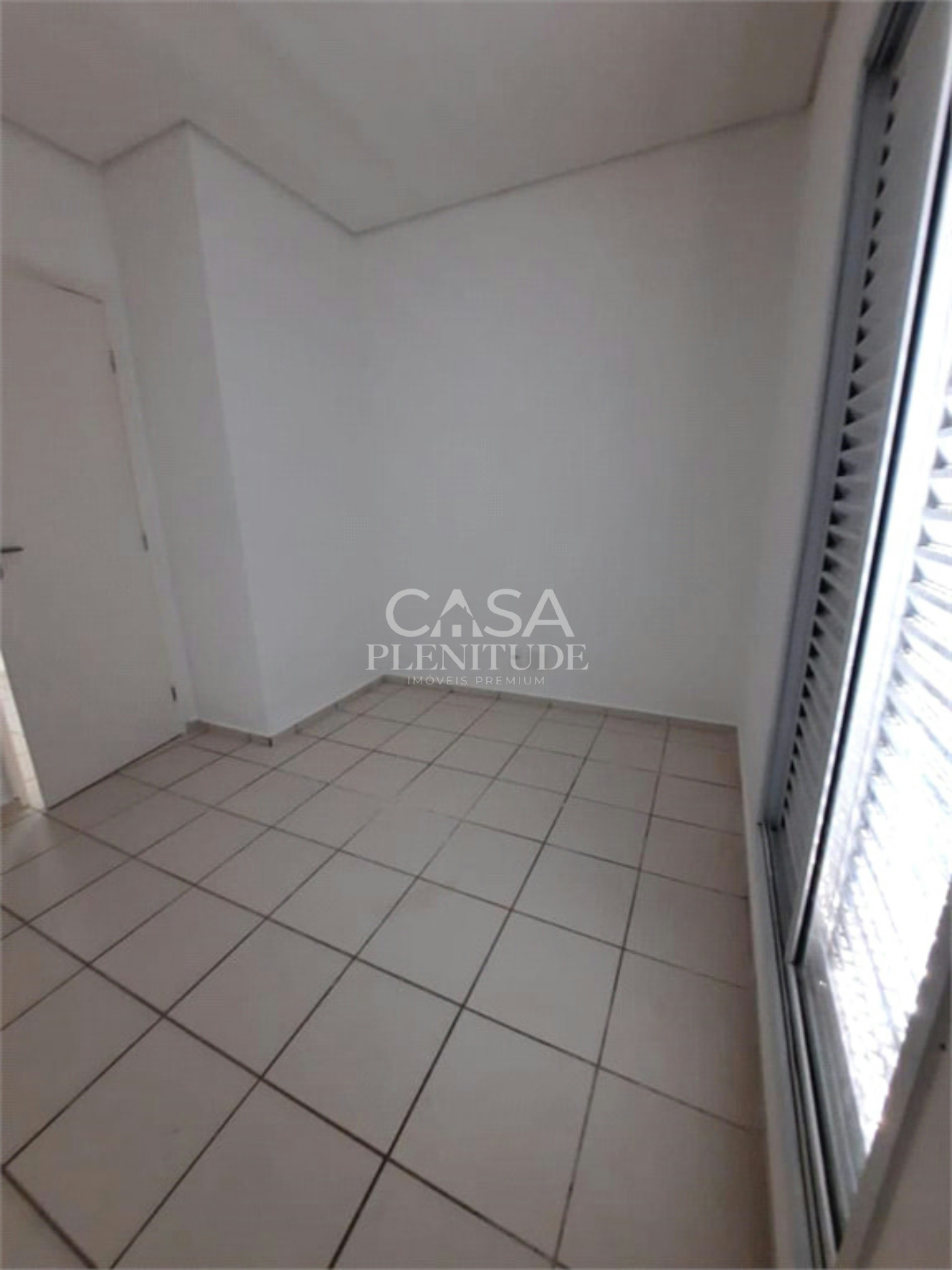 Casa em condomínio à venda com 2 quartos em Jardim Karolyne, Votorantim, SP