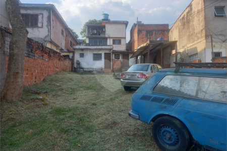 Sobrado à venda com 2 quartos em Pedreira, São Paulo, SP