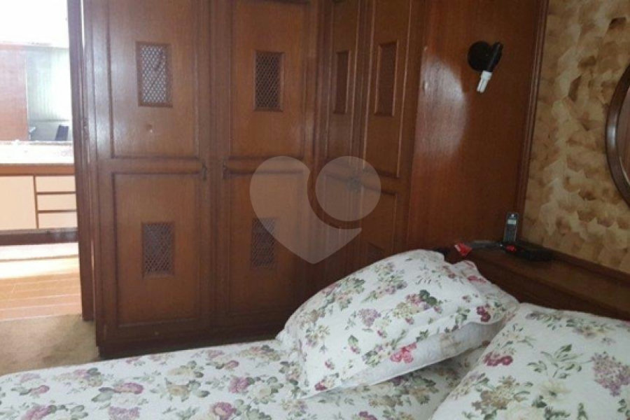 Sobrado à venda com 4 quartos, sendo 1 suíte, em Tremembé, São Paulo, SP