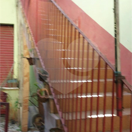 Sobrado à venda com 4 quartos em Vila Mira, São Paulo, SP