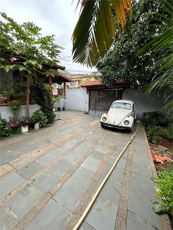 Casa à venda com 3 quartos em Parque Sonia, São Paulo, SP