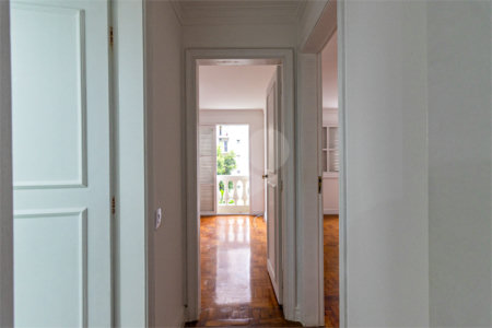 Apartamento à venda com 2 quartos em Indianópolis, São Paulo, SP