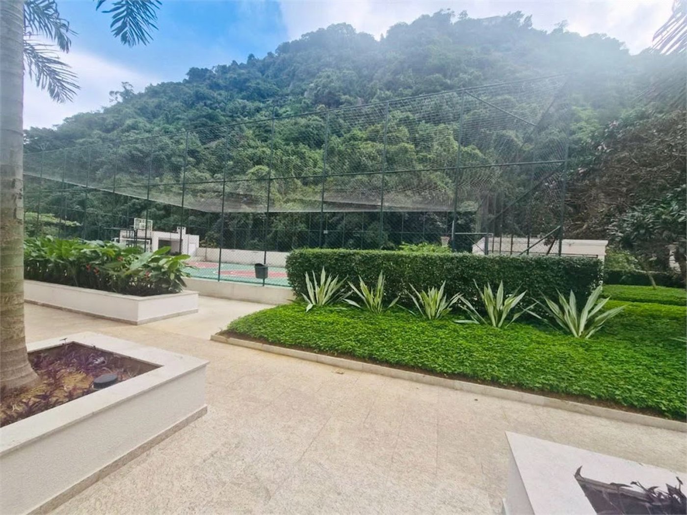 Apartamento com 2 dormitórios à venda, 84 m² por R$ 825.000,00 - Marapé - Santos/SP
