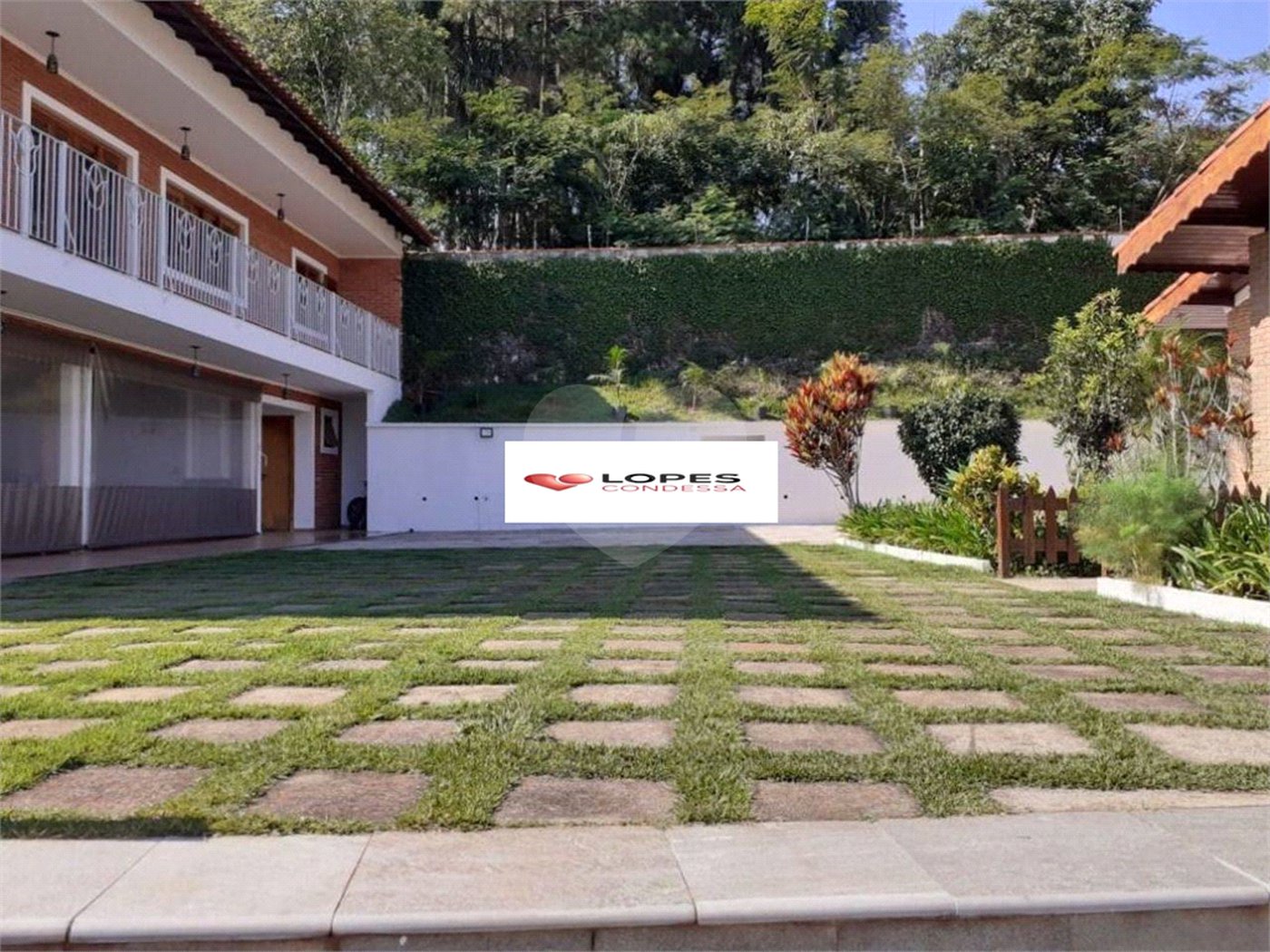 Casa à venda com 6 suítes em Caraguatá, Mairiporã, SP