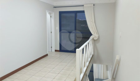 Cobertura à venda com 3 quartos, sendo 2 suítes,  em Praia Grande, Ubatuba, SP