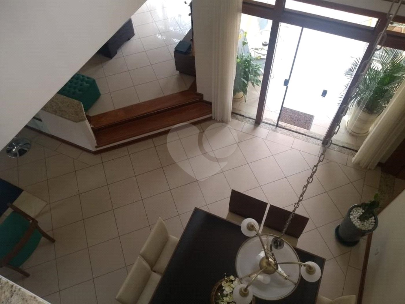 Sobrado à venda com 4 quartos, sendo 2 suítes,  em Jardim Eltonville, Sorocaba, SP
