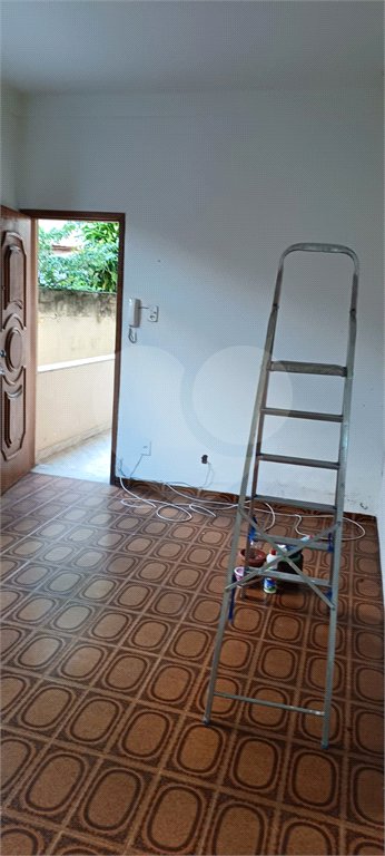 Apartamento à venda com 2 quartos em Marechal Hermes, Rio de Janeiro, RJ