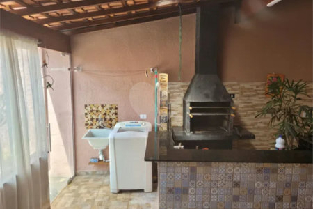 Casa à venda com 2 quartos no condomínio Campo Belo, São José dos Campos - SP