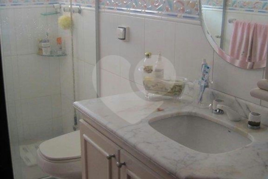 Casa para venda no Jardim da Gloria 4 dormitórios 2 suítes 4 vagas