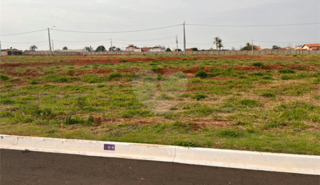 Terreno à venda no condomínio Monte das Araucárias, São Carlos - SP