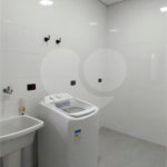 Casa à venda ou para alugar com 5 quartos, sendo 3 suítes, no condomínio Figueira Garden, Atibaia - SP