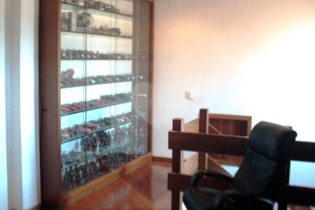 Casa à venda com 4 quartos, sendo 2 suítes, em Jardim Pinheiros, São Paulo, SP
