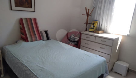 Apartamento à venda com 3 quartos, sendo 1 suíte,  em Parque Santana, Mogi das Cruzes, SP