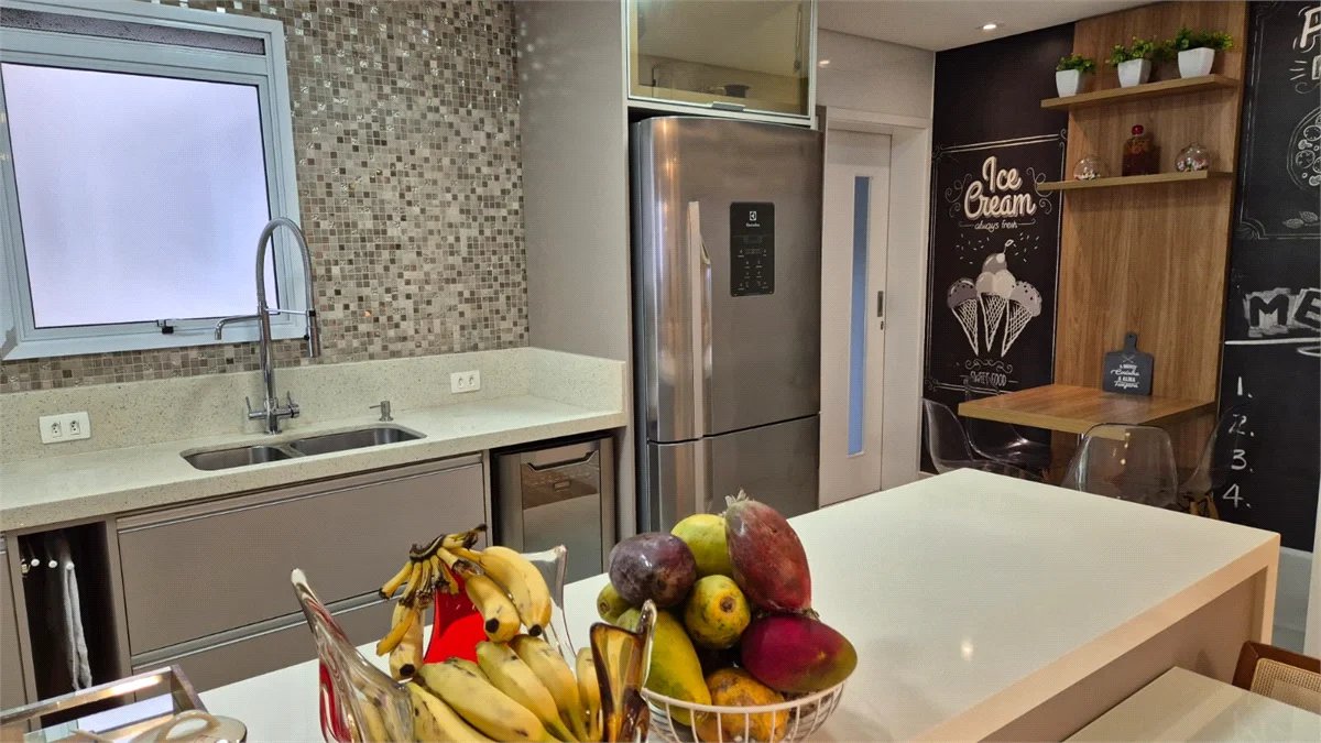 Apartamento à venda com 3 quartos, sendo 1 suíte, em Jardim Arpoador, São Paulo, SP
