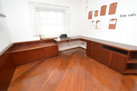 Casa à venda com 5 quartos, sendo 2 suítes, em Vila Galvão, Guarulhos, SP