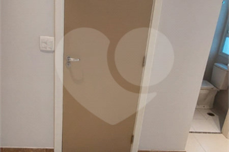 Sala comercial para locação no Paraíso