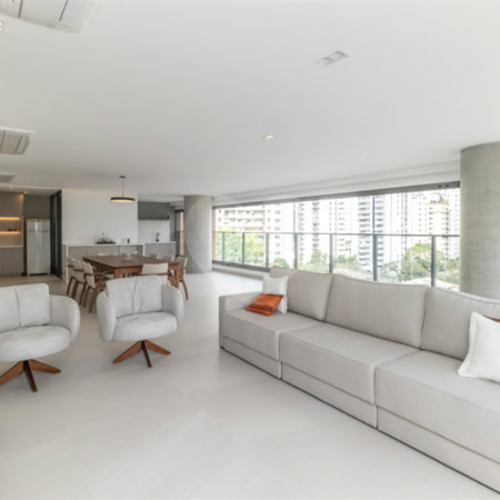 Apartamento à venda com 3 suítes em Campo Belo, São Paulo, SP