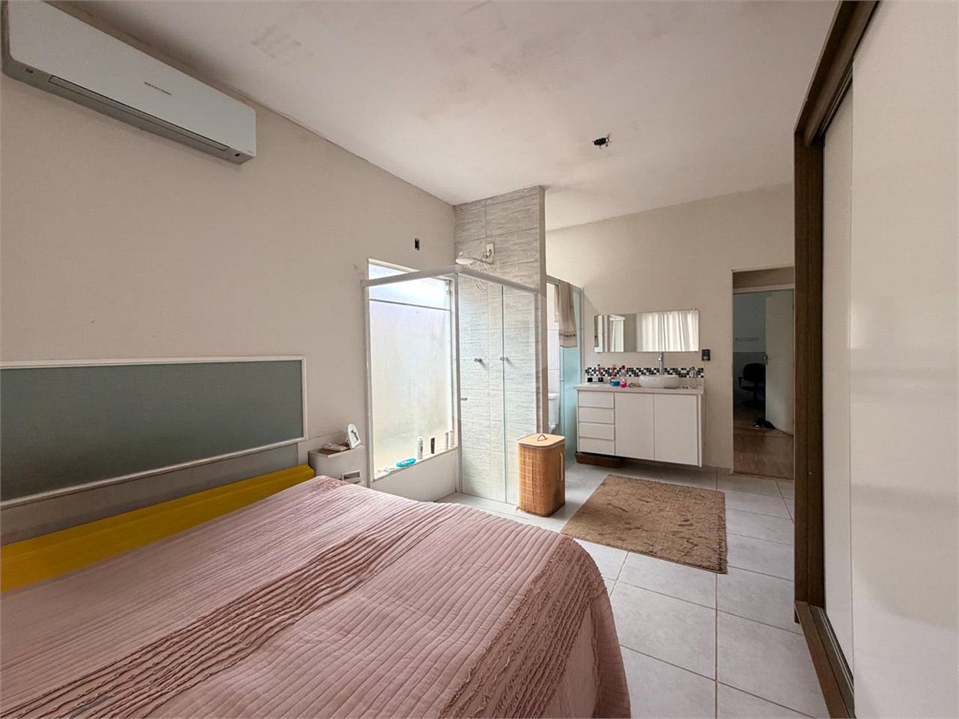 Chácara à venda com 3 quartos, sendo 1 suíte, no Centro, Araçoiaba da Serra, SP