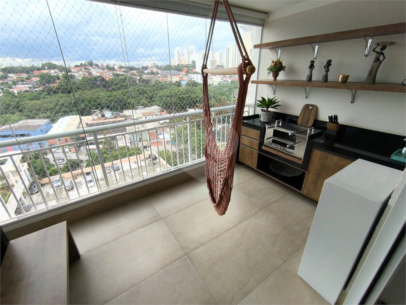 Apartamento à venda com 3 quartos, sendo 1 suíte, em Jardim Vazani, São Paulo, SP