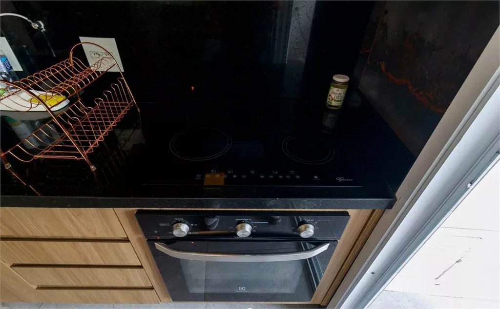Apartamento à venda com 1 suíte em Vila Gertrudes, São Paulo, SP