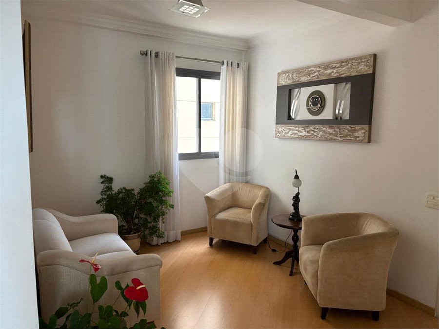 Apartamento à venda com 3 quartos, sendo 1 suíte, em Planalto Paulista, São Paulo, SP