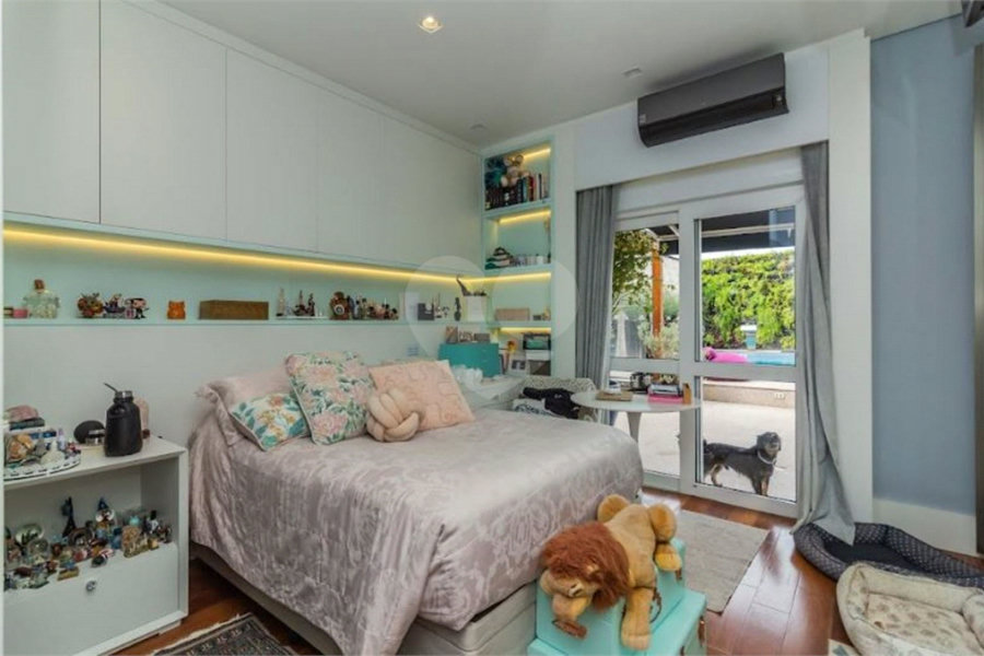 Casa à venda com 4 suítes em Horto, São Paulo, SP