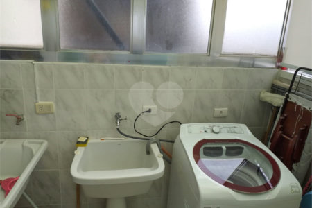 Apartamento à venda com 3 quartos, sendo 1 suíte, em Vila Nivi, São Paulo, SP