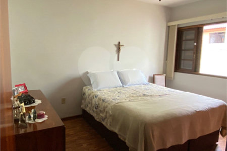 Sobrado à venda com 4 quartos, sendo 1 suíte, em Sumaré, São Paulo, SP