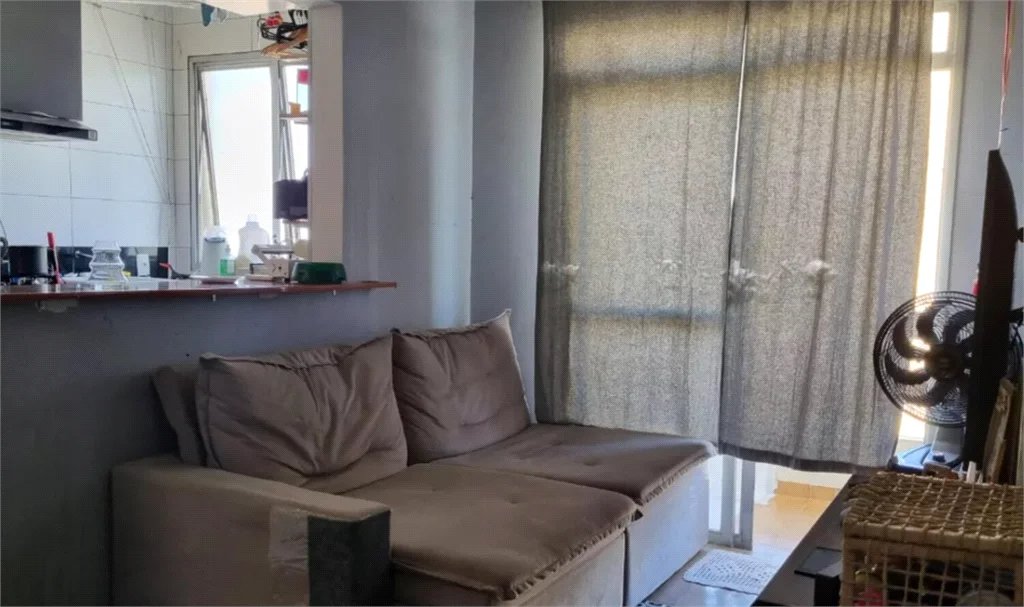 Apartamento à venda com 2 quartos em Parque Assunção, Taboão da Serra, SP