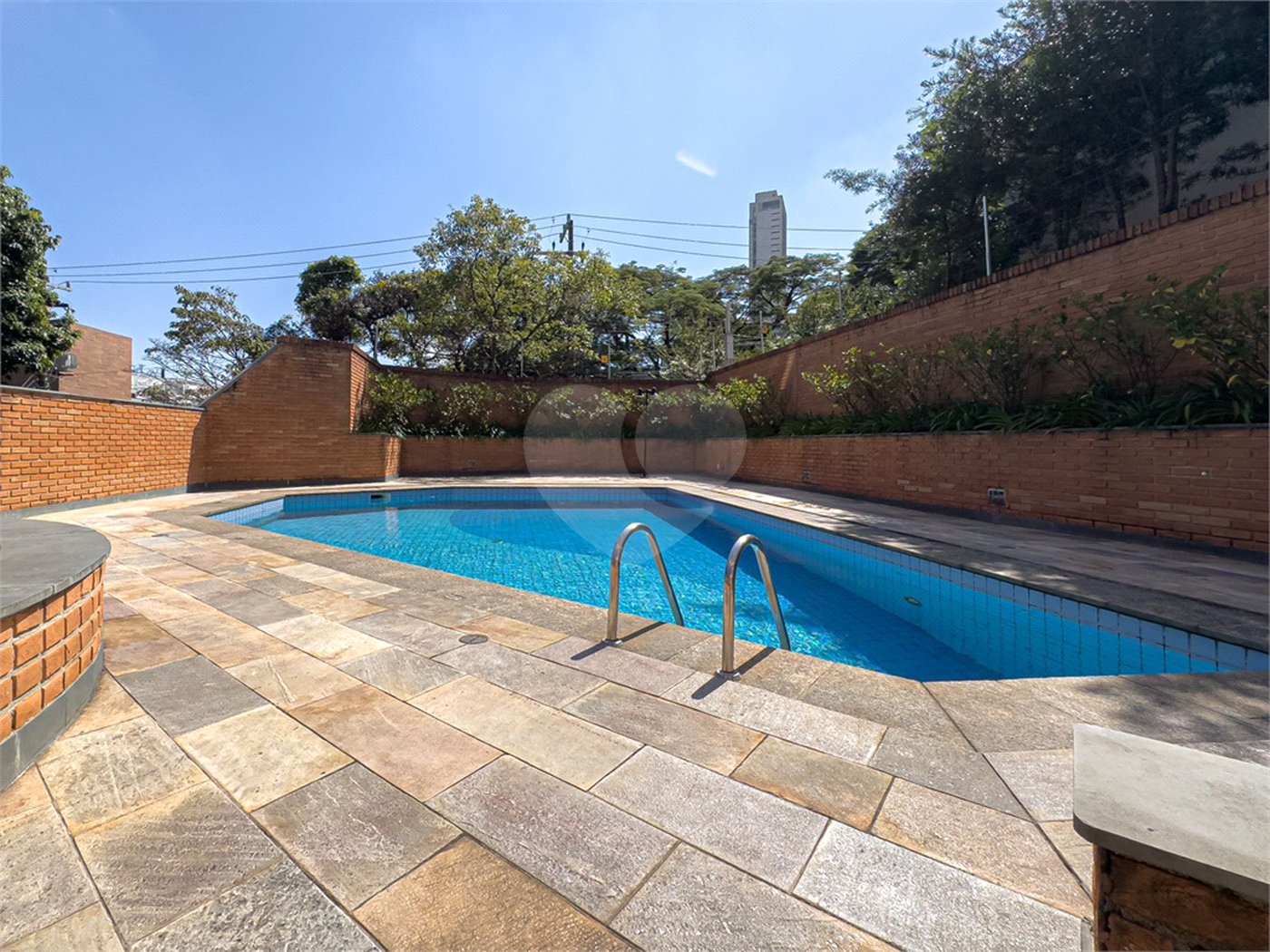 Apartamento à venda com 3 suítes em Sumarezinho, São Paulo, SP