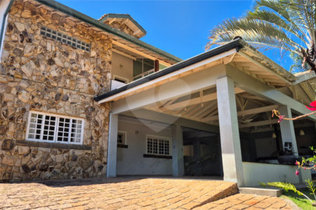 Casa à venda com 3 quartos, sendo 1 suíte,  no condomínio Vinhas da Vista Alegre - Lado Sede, Vinhedo - SP