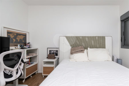 Apartamento à venda com 2 quartos, sendo 1 suíte,  em Pinheiros, São Paulo, SP