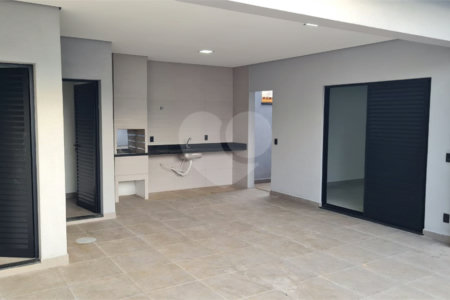 Casa à venda com 3 quartos, sendo 2 suítes, no condomínio Campos do Conde Ii, Paulínia - SP
