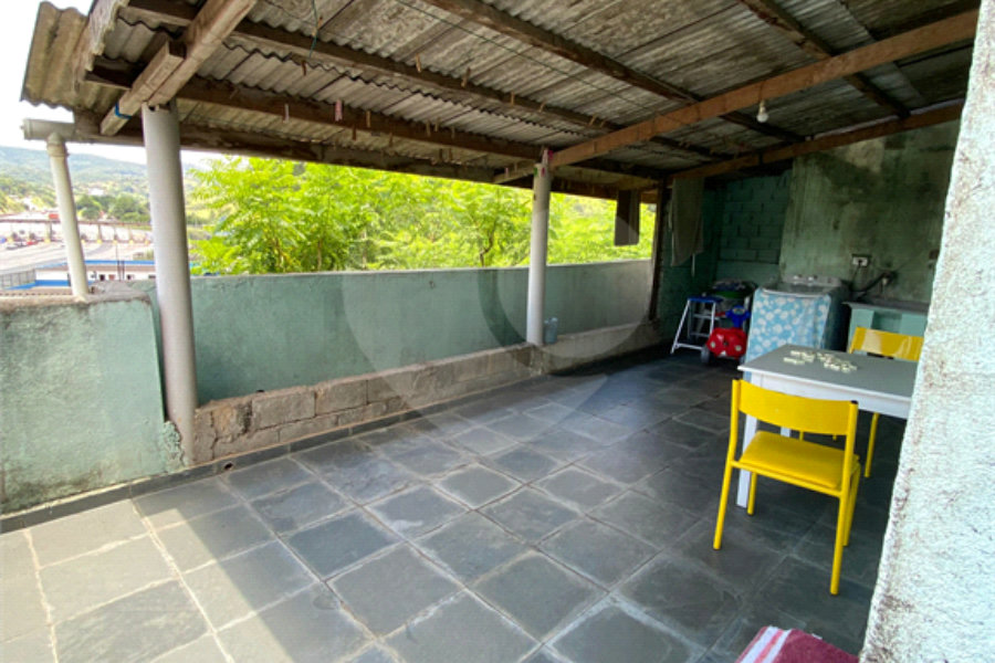 Casa à venda com 6 quartos, sendo 2 suítes,  em Luiz Fagundes, Mairiporã, SP