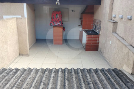 Sobrado à venda com 2 quartos em Jardim Santa Rosa, Taboão da Serra, SP