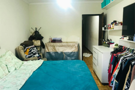 Casa à venda com 3 quartos, sendo 1 suíte,  em Paulicéia, São Bernardo do Campo, SP